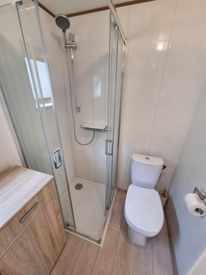 Ferienwohnung Direkt Am Strand In Маккум Экстерьер фото